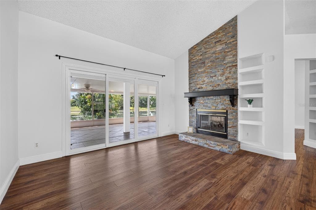 2925 EAGLE LAKE DRIVE photo 7