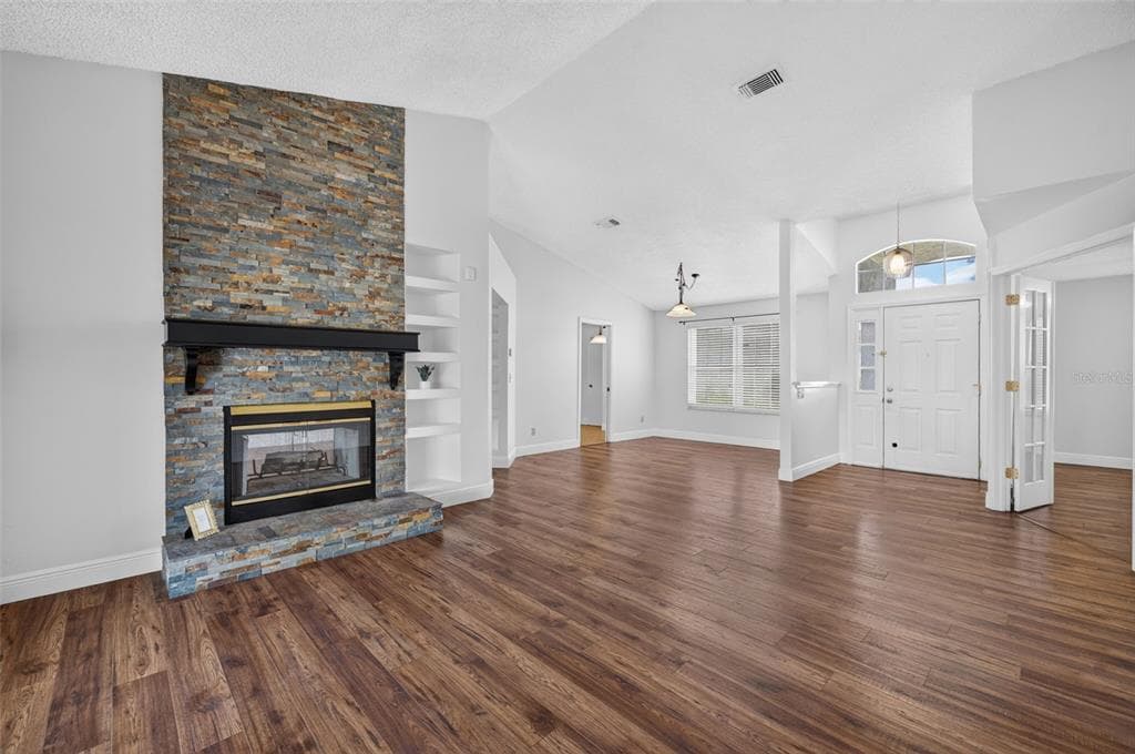 2925 EAGLE LAKE DRIVE photo 8