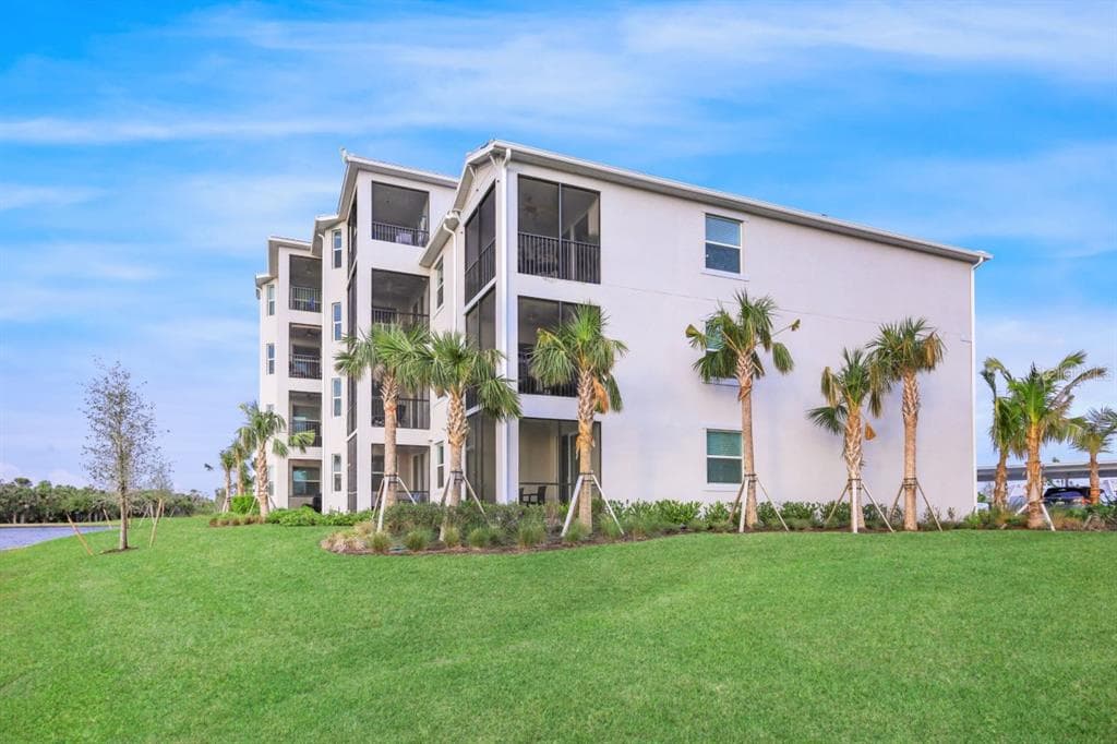 14051 HERITAGE LANDING BOULEVARD 542 photo 17