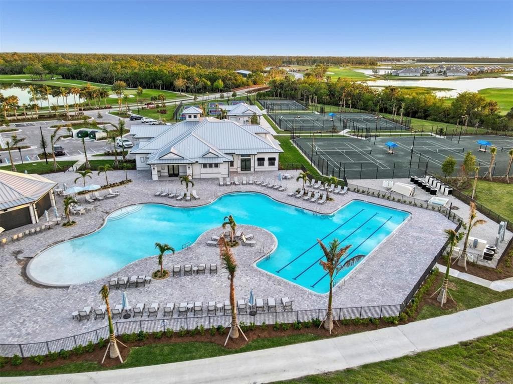 14051 HERITAGE LANDING BOULEVARD 542 photo 21