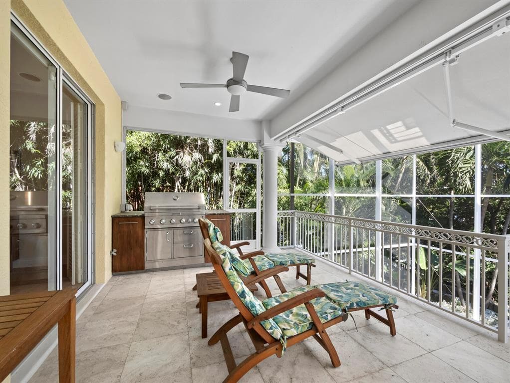 550 NORTON STREET photo 15