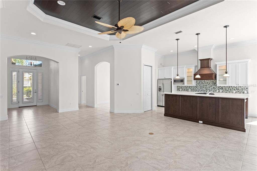 4940 TOBERMORY WAY photo 6