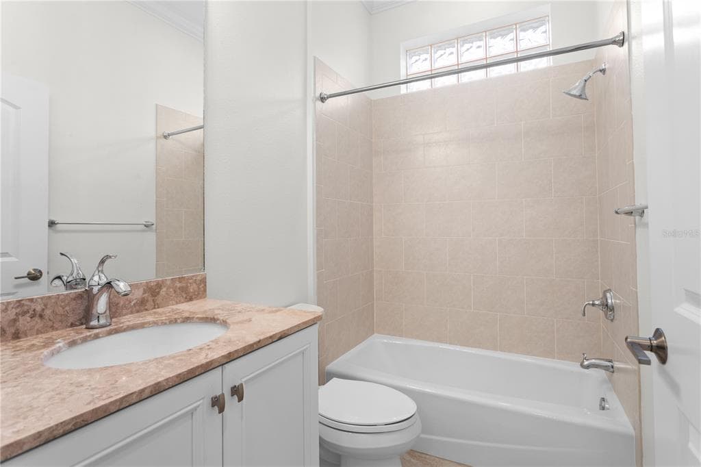 4940 TOBERMORY WAY photo 24