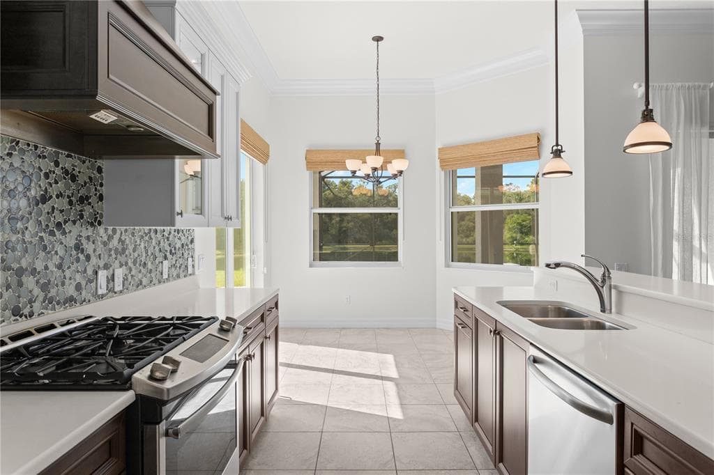 4940 TOBERMORY WAY photo 14