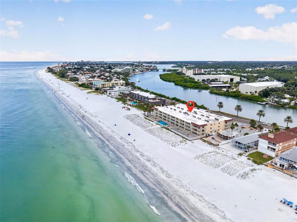 50 GULF BOULEVARD 313 photo 23