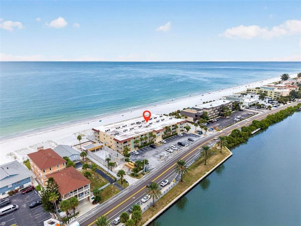 50 GULF BOULEVARD 313 photo 21