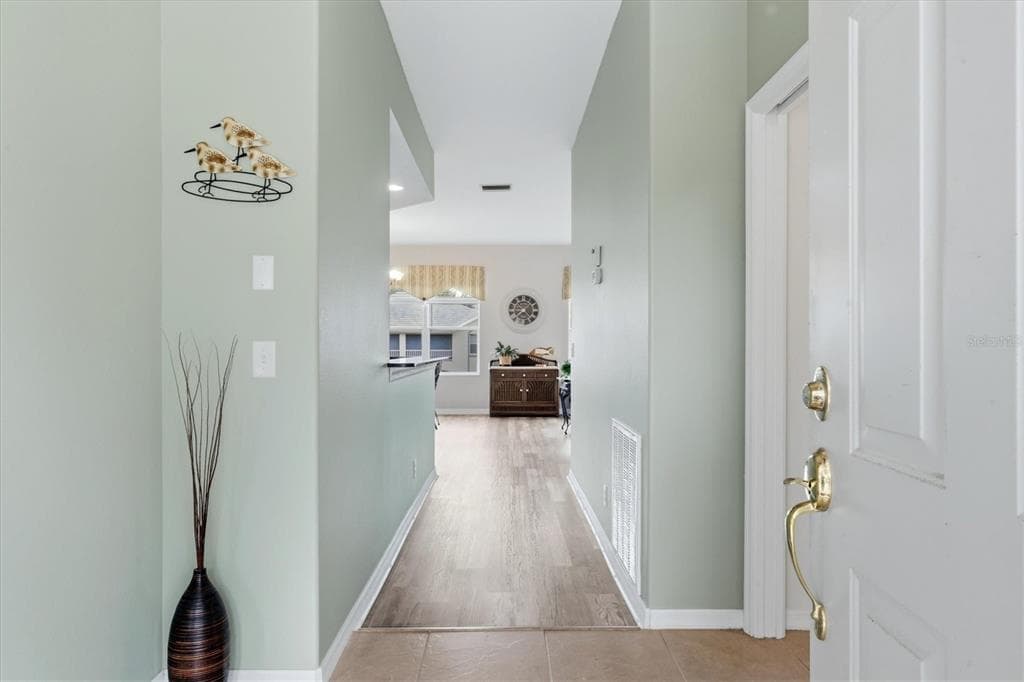 3116 CLUB DRIVE 225 photo 6