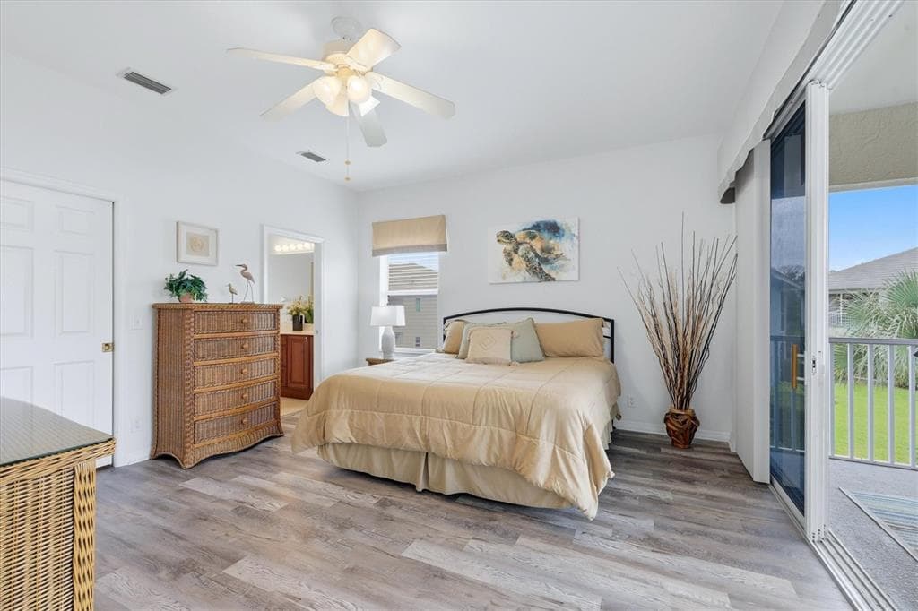 3116 CLUB DRIVE 225 photo 20