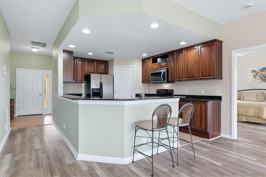 3116 CLUB DRIVE 225 photo 15