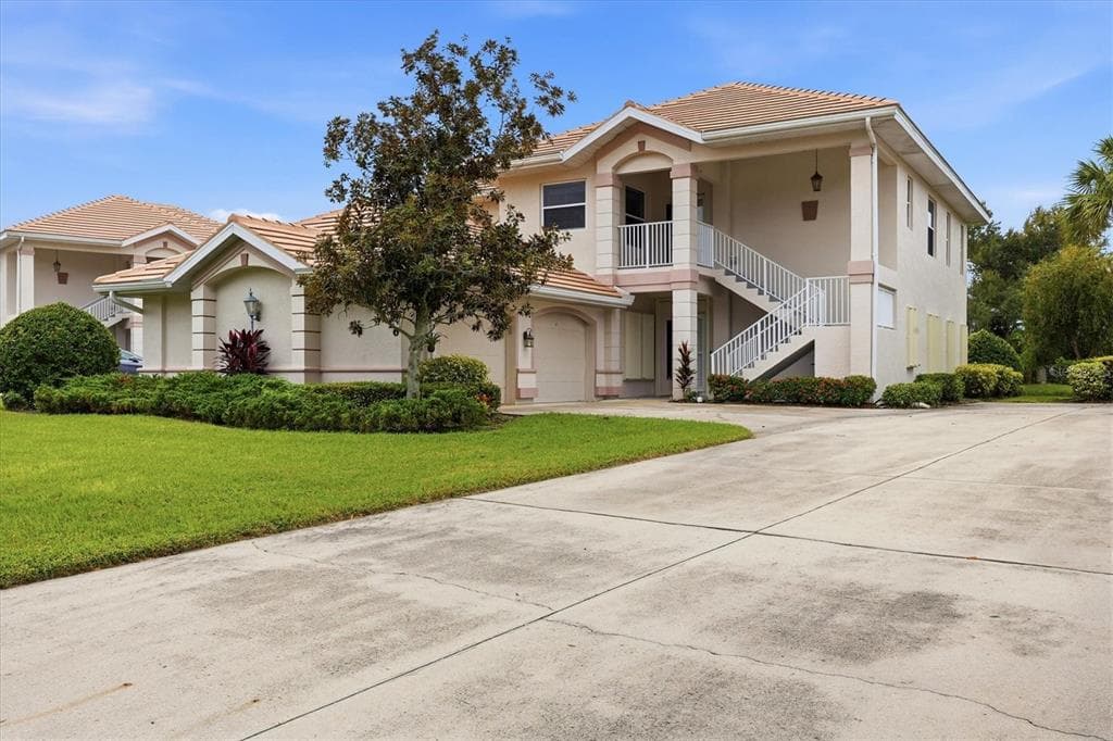 3116 CLUB DRIVE 225 photo 4