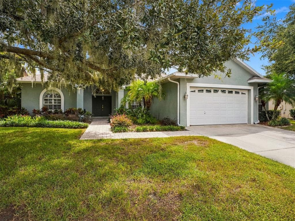 19621 LAKE OSCEOLA LANE photo 2