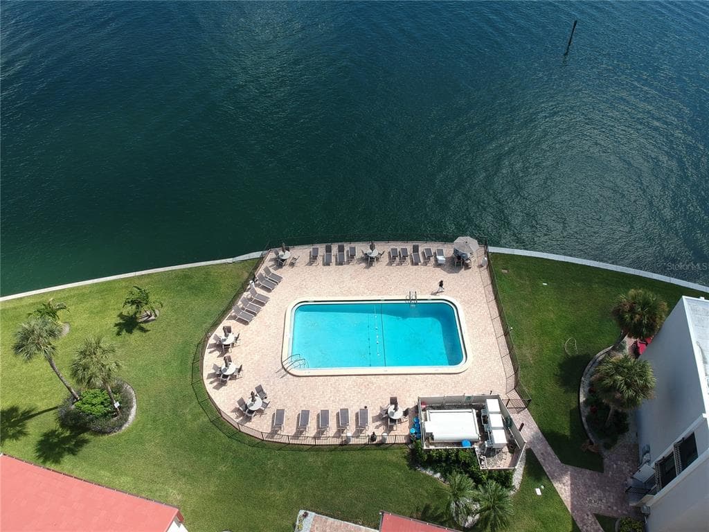 800 S GULFVIEW BOULEVARD 508 photo 22