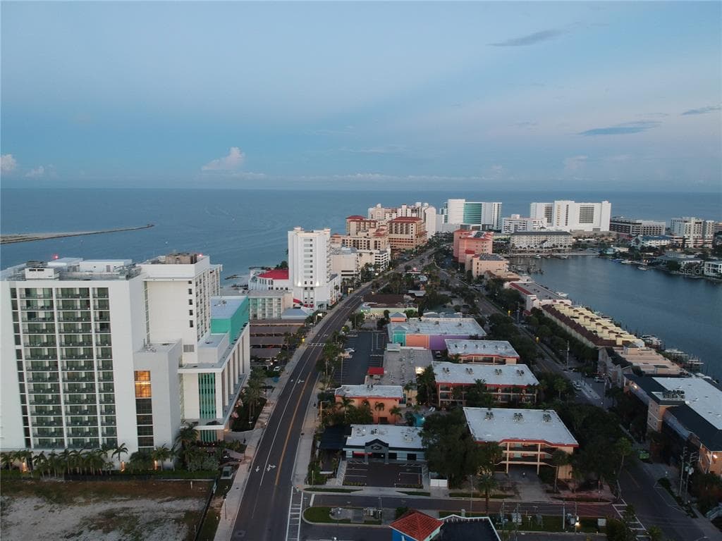 800 S GULFVIEW BOULEVARD 508 photo 4
