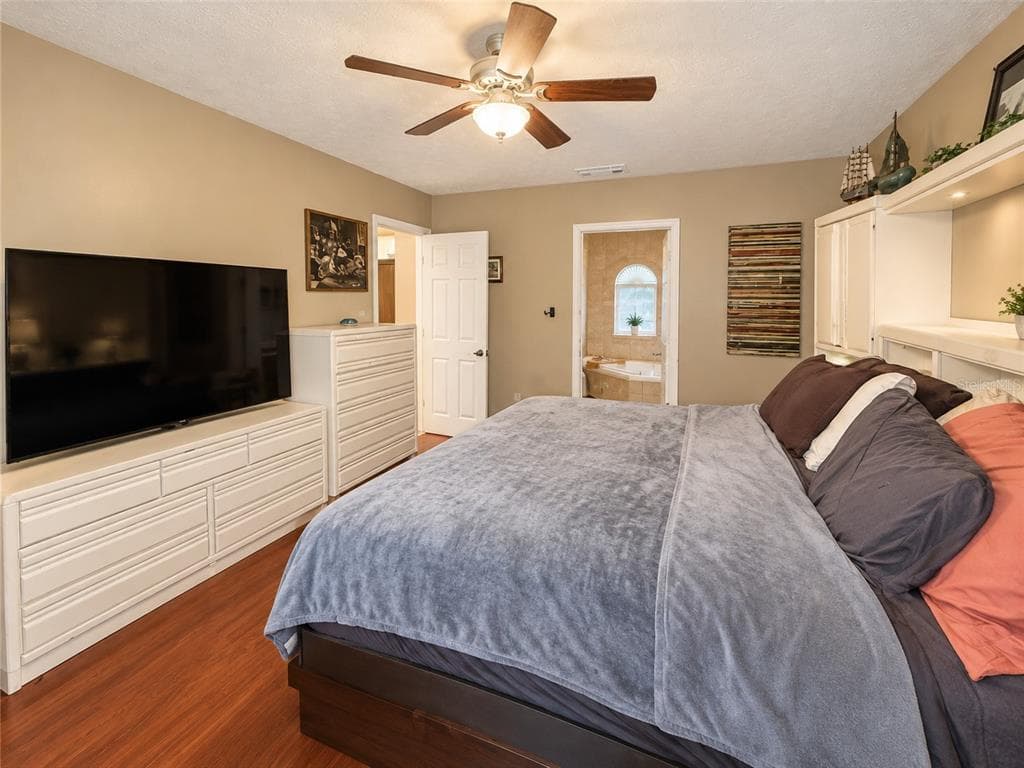 2633 SW TANFORAN BOULEVARD photo 13