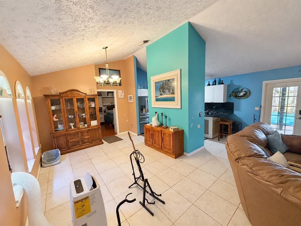 2633 SW TANFORAN BOULEVARD photo 5