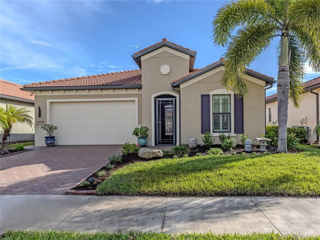 10422 MEDJOOL DRIVE photo 17