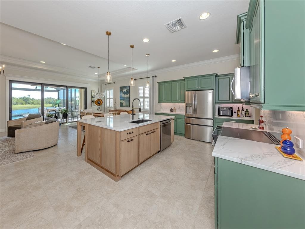 10422 MEDJOOL DRIVE photo 18
