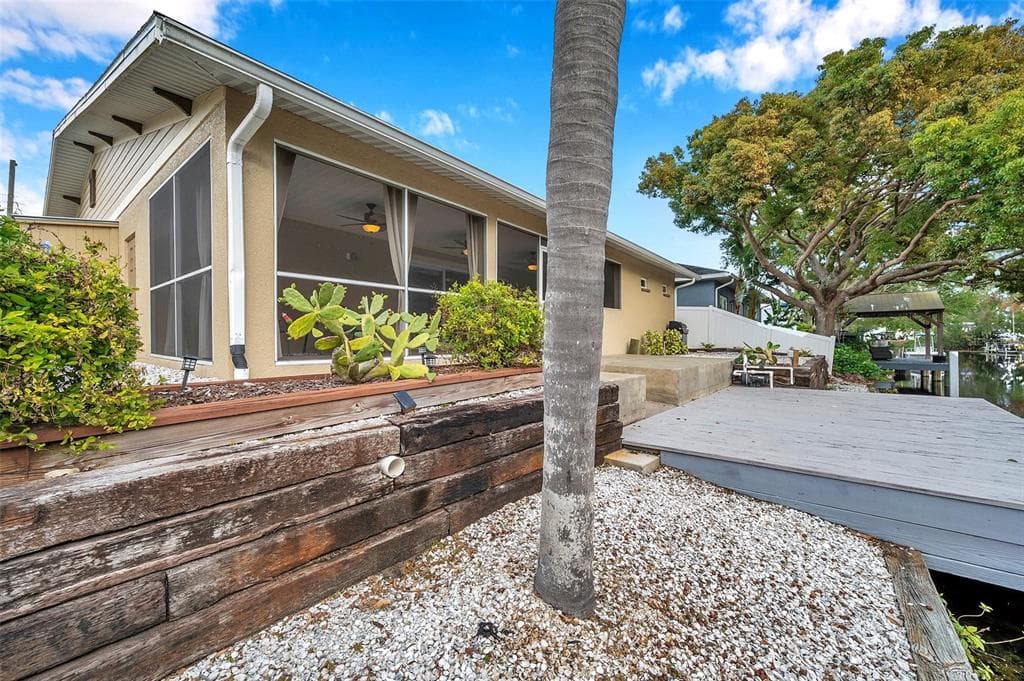 8 CITRUS DRIVE photo 10