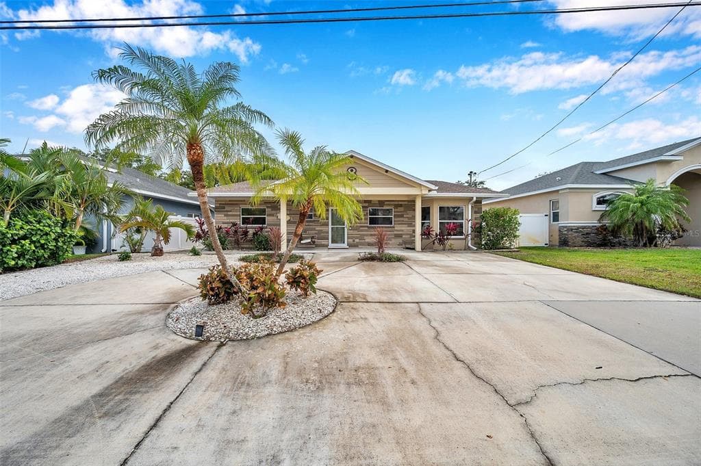 8 CITRUS DRIVE photo 4