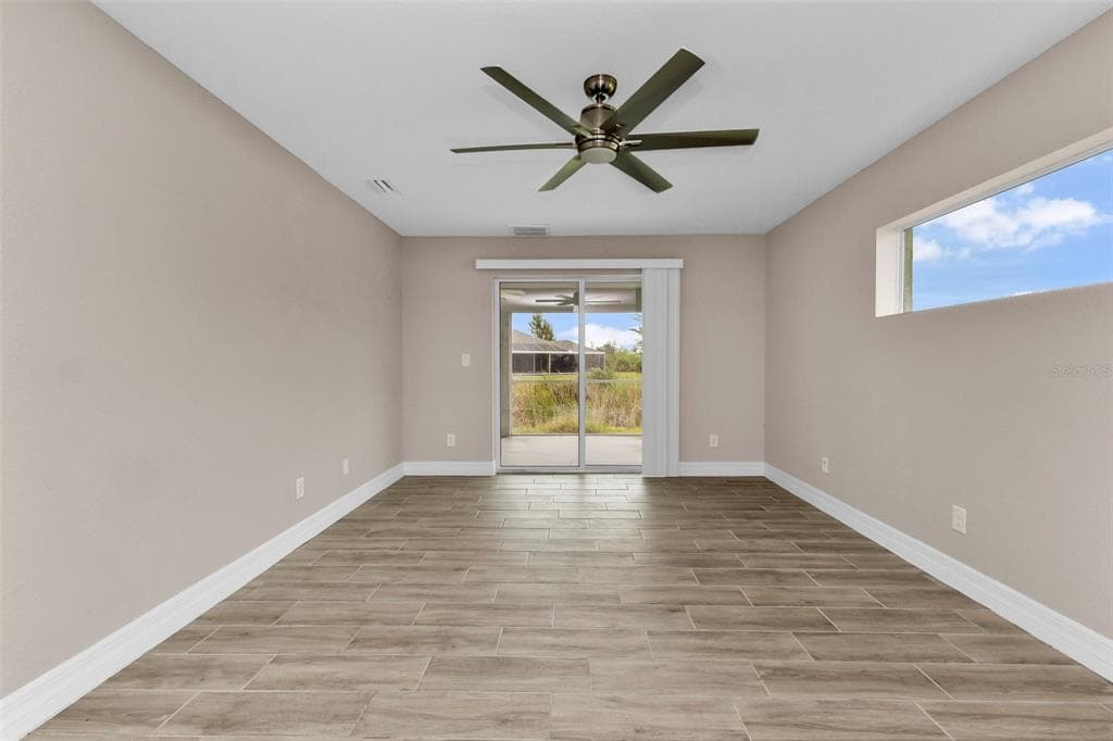 14464 FORT MYERS AVENUE photo 18