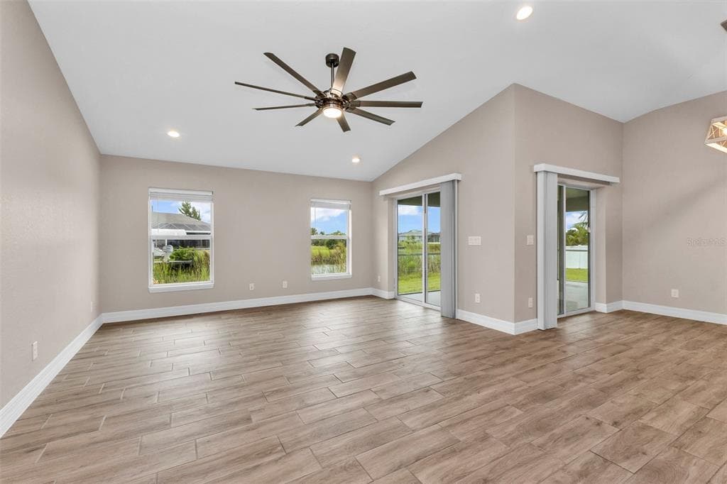 14464 FORT MYERS AVENUE photo 15
