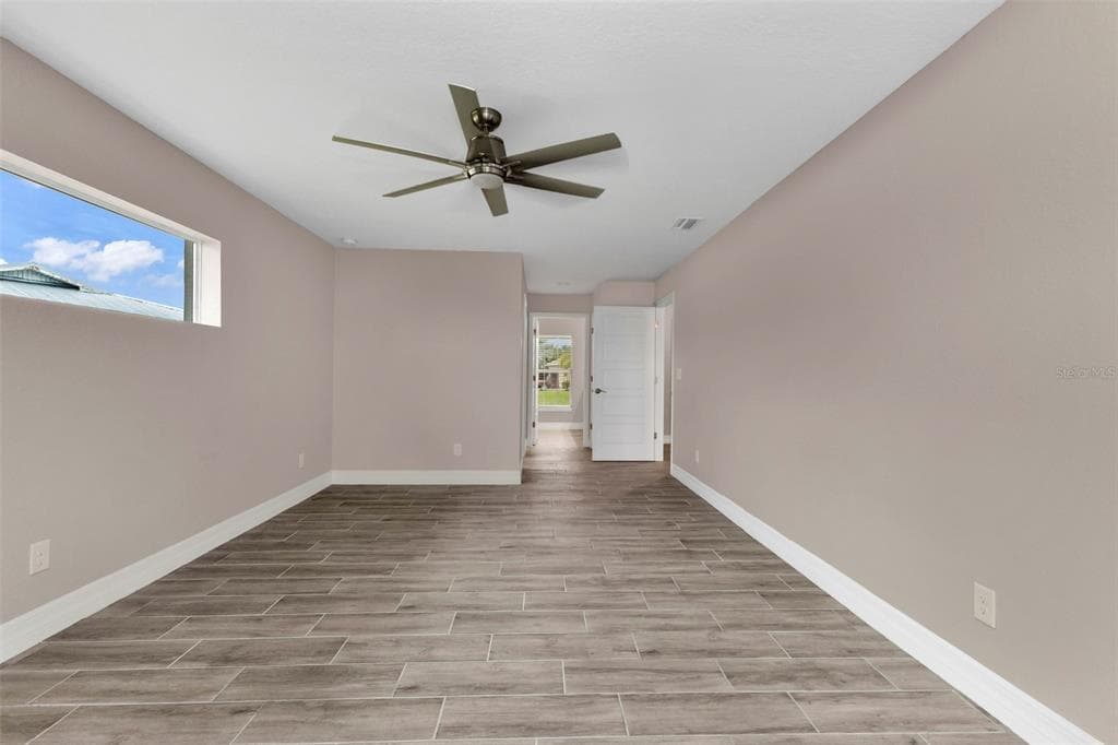 14464 FORT MYERS AVENUE photo 19