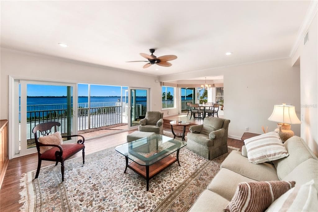 44 TIDY ISLAND BOULEVARD photo 11