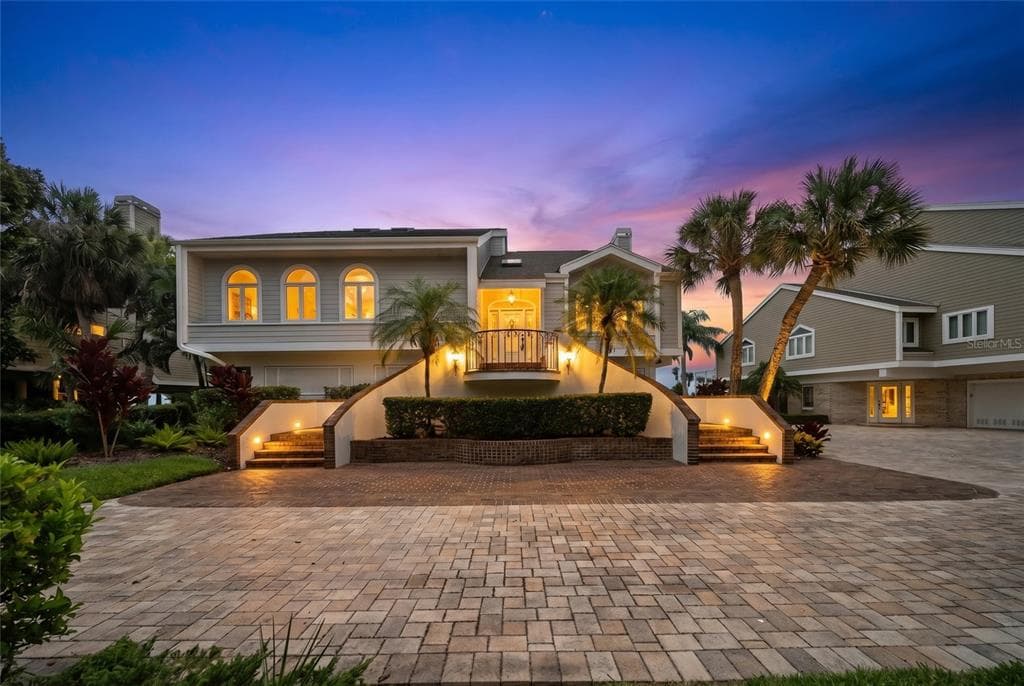 44 TIDY ISLAND BOULEVARD photo 4