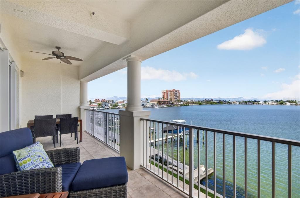 17735 GULF BOULEVARD 306 photo 1