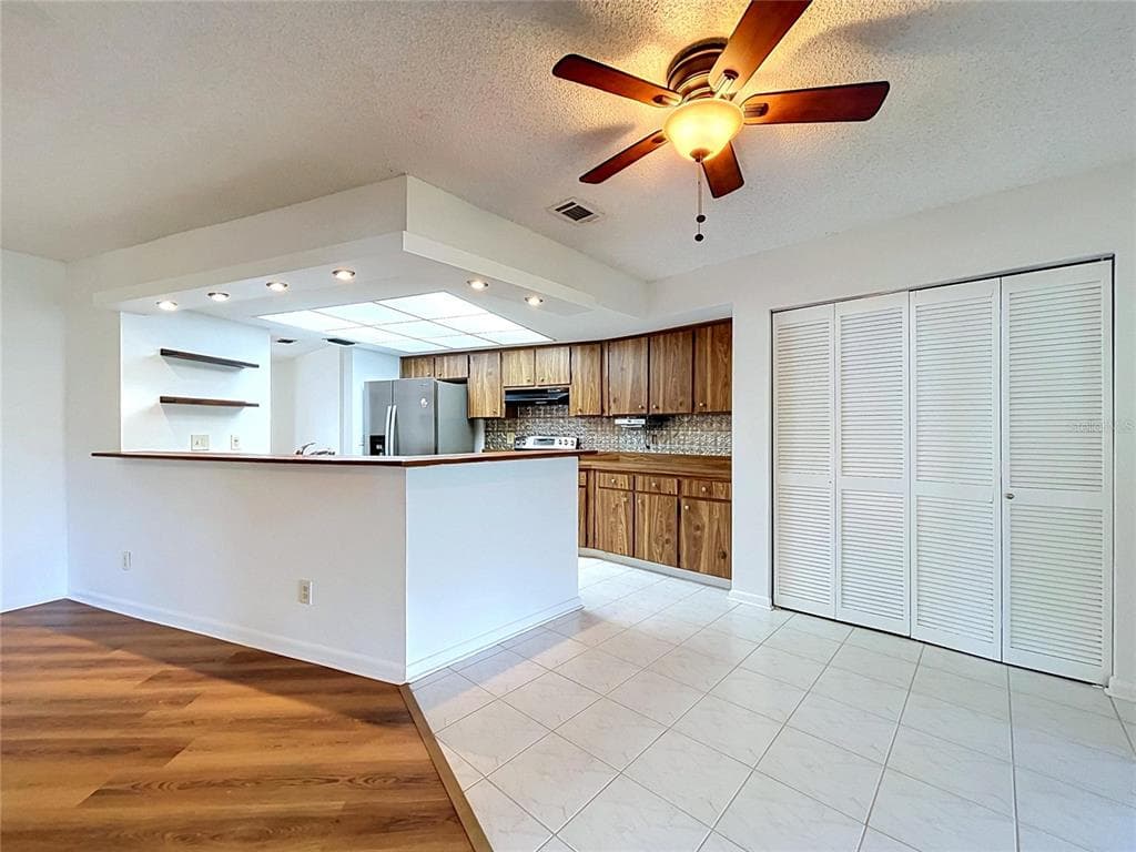 1413 WINDJAMMER LOOP photo 18