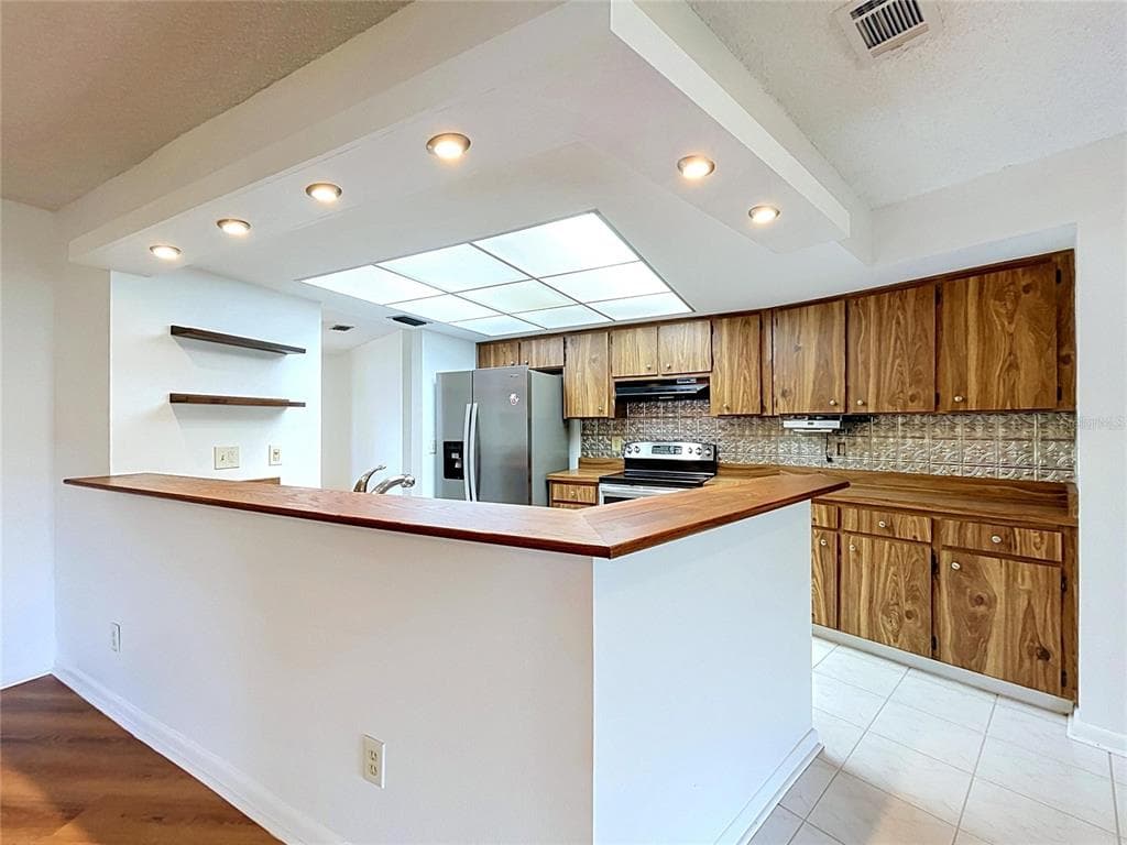 1413 WINDJAMMER LOOP photo 19