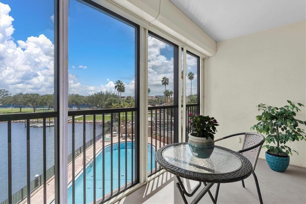 10355 PARADISE BOULEVARD 208 photo 14