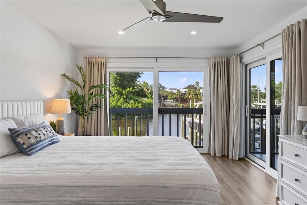 1313 DOCKSIDE PLACE 120 photo 23