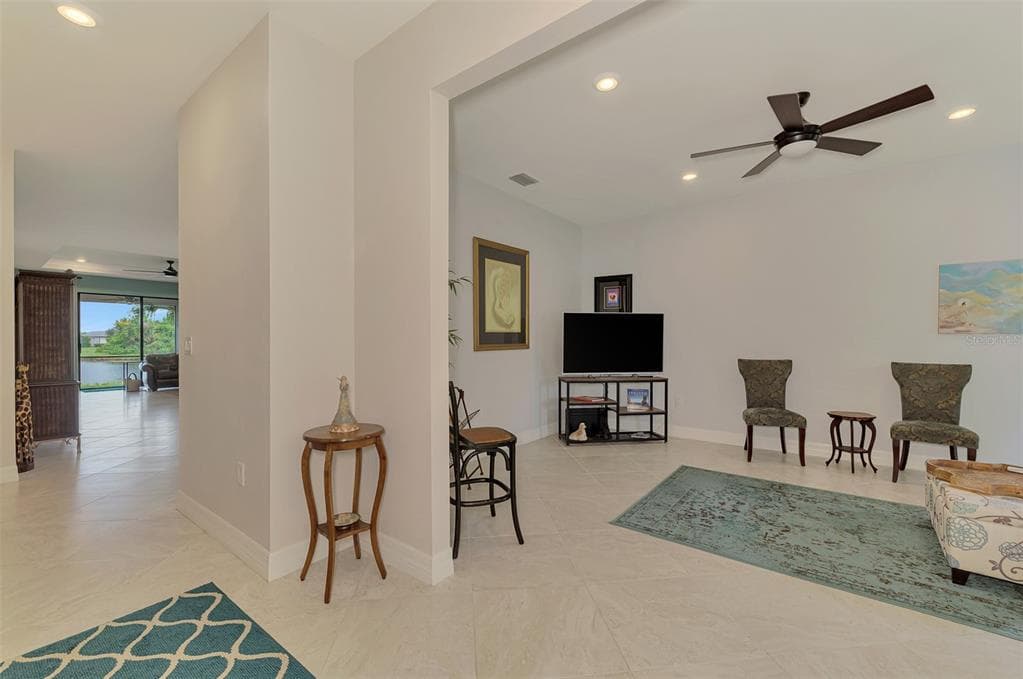 2536 MARTON OAK BOULEVARD photo 11