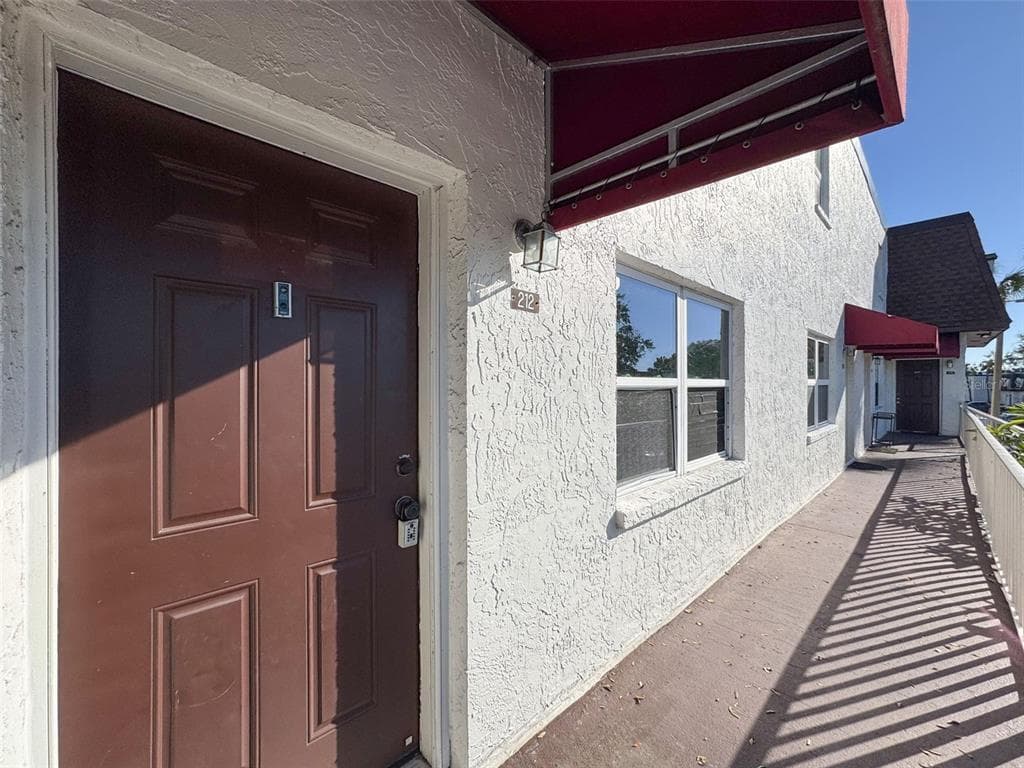 9201 TUDOR DRIVE C212 photo 2