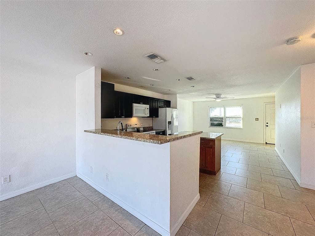 9201 TUDOR DRIVE C212 photo 17