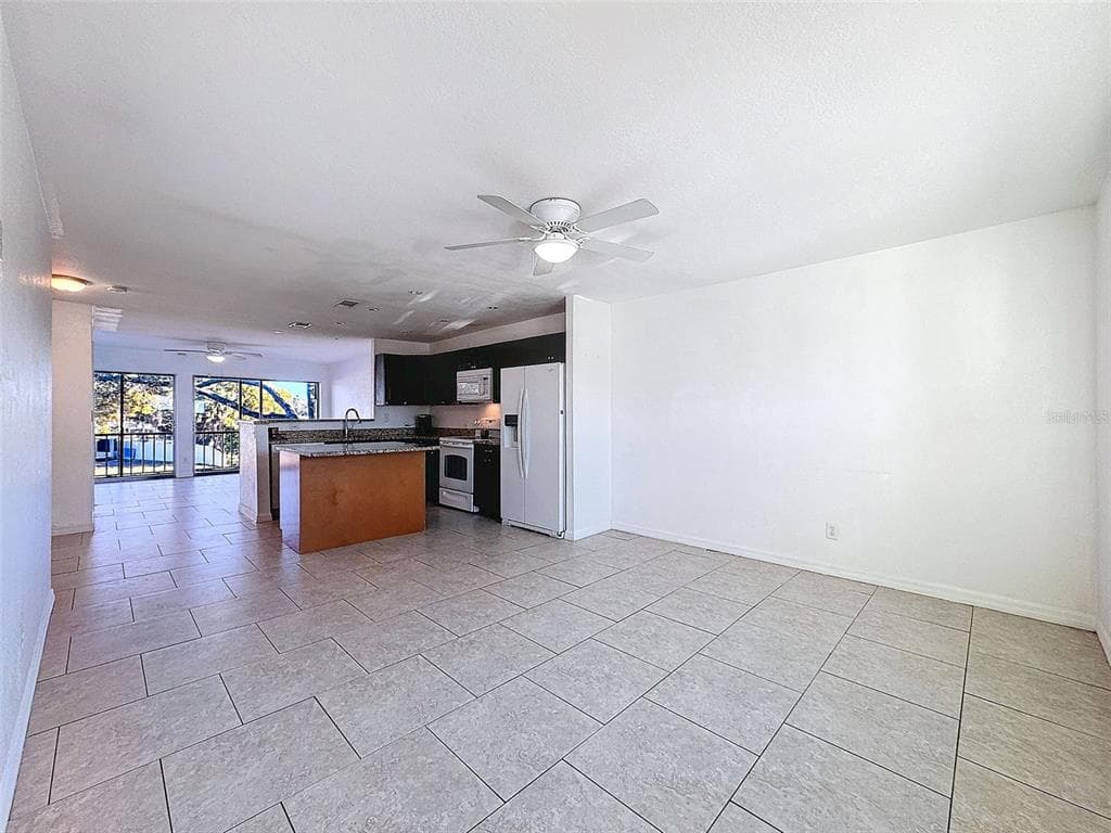9201 TUDOR DRIVE C212 photo 7