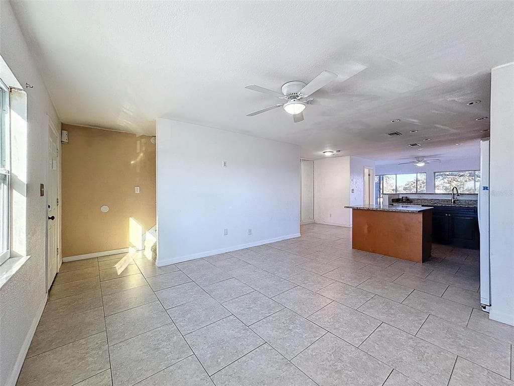 9201 TUDOR DRIVE C212 photo 9