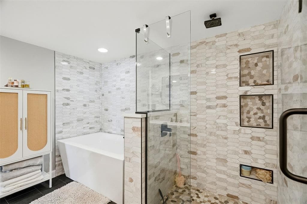 280 126TH AVENUE 104 photo 18