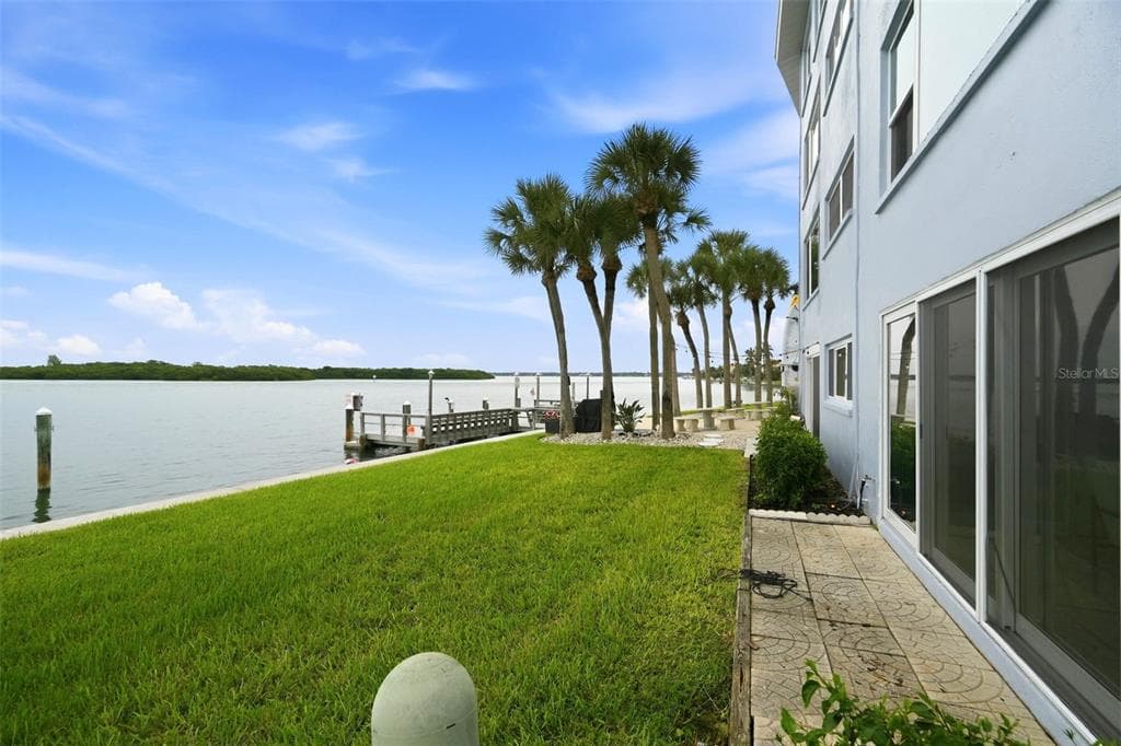 280 126TH AVENUE 104 photo 11