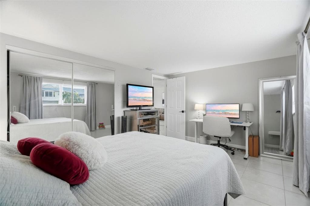 280 126TH AVENUE 104 photo 21