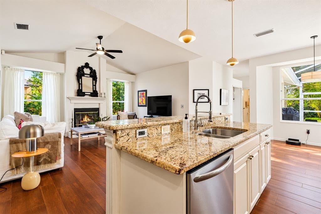 4106 HEARTHSTONE DRIVE photo 9