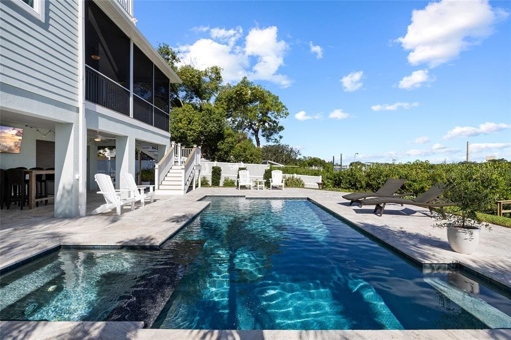 1512 RIVERSIDE DRIVE photo 12