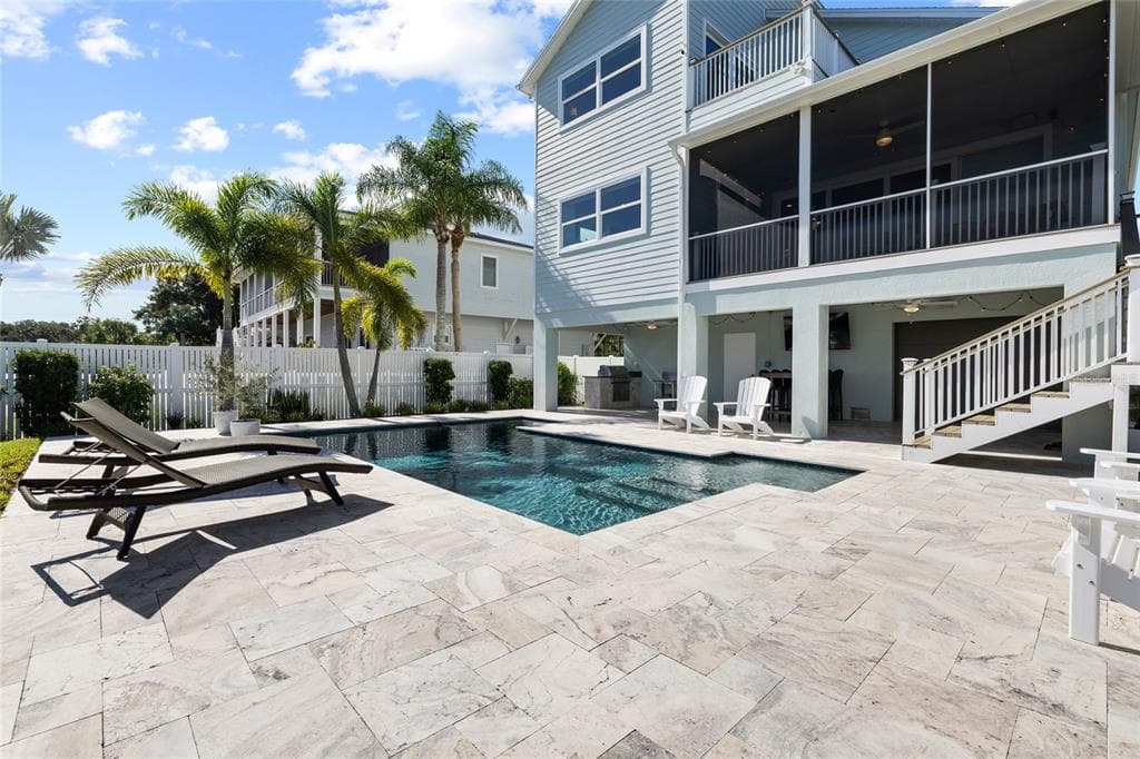 1512 RIVERSIDE DRIVE photo 14