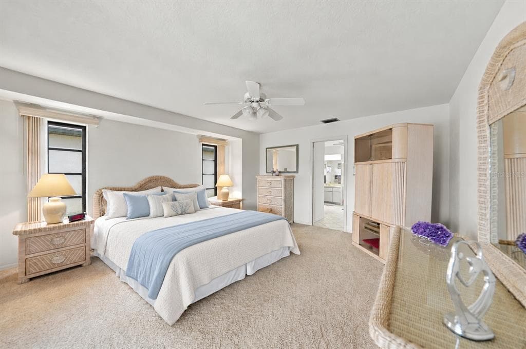 5242 FORBES TERRACE photo 9