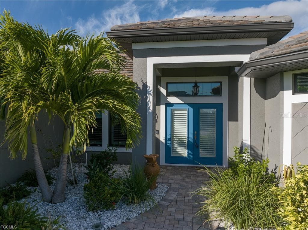2330 NW 39TH AVENUE photo 2