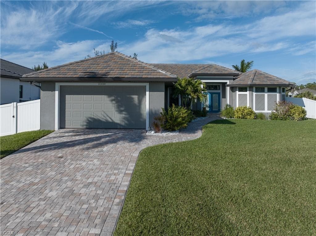 2330 NW 39TH AVENUE photo 5