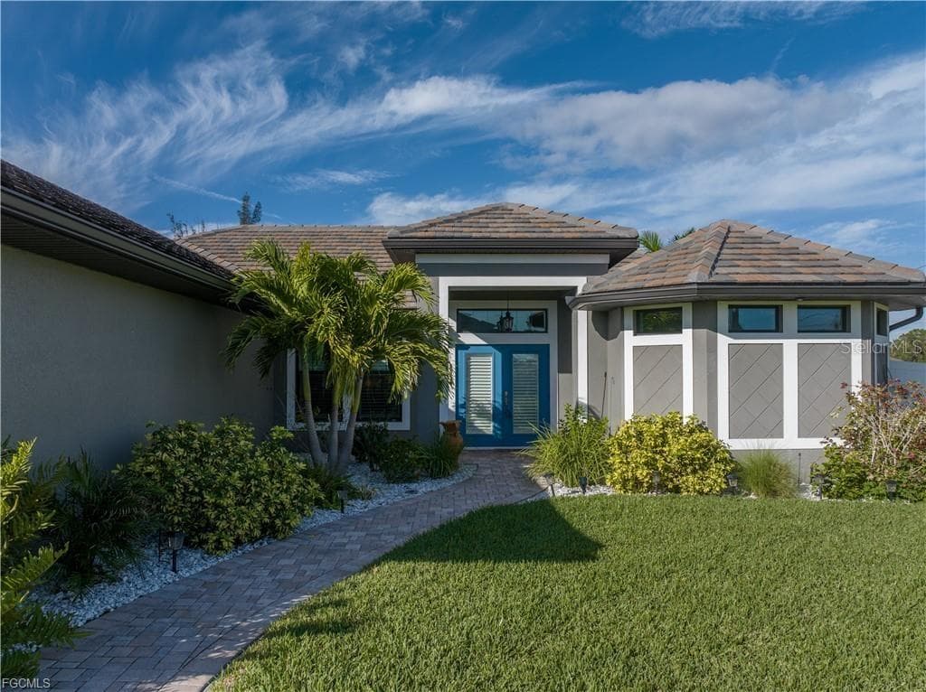 2330 NW 39TH AVENUE photo 4