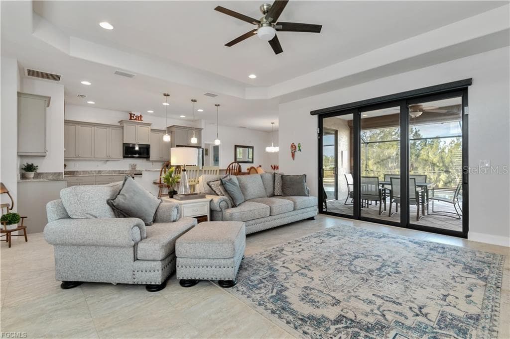 2330 NW 39TH AVENUE photo 8