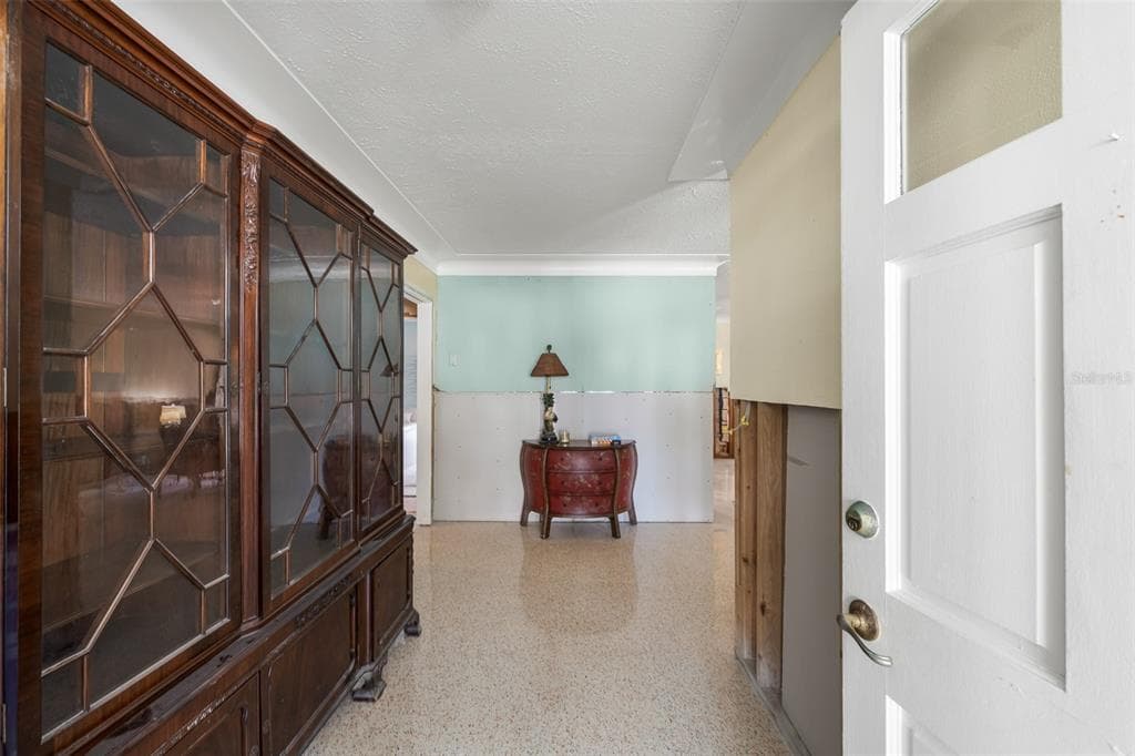 628 RIVIERA DRIVE photo 6